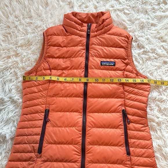 Patagonia orange lightweight down sweater vest womens XS - Picture 3 of 10